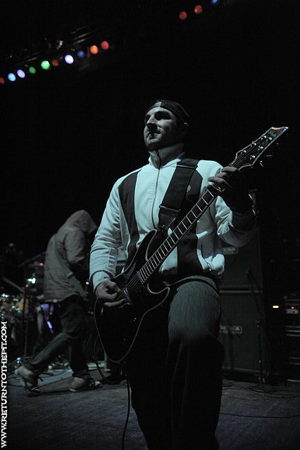 [on broken wings on Feb 29, 2008 at the Palladium (Worcester, MA)]