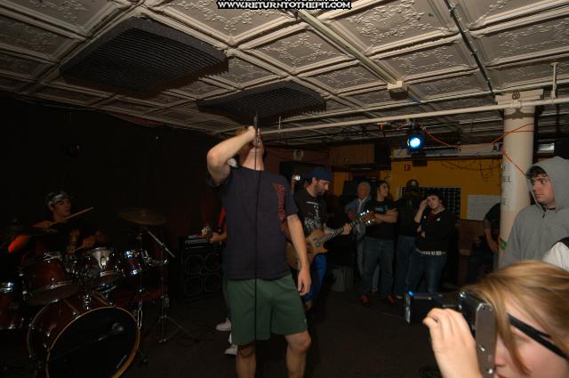 [over the top on Oct 6, 2004 at Muddy River Smokehouse (Portsmouth, NH)]