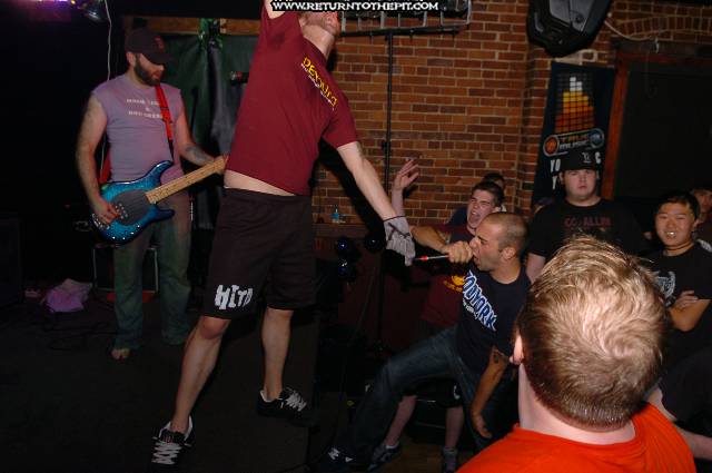 [over the top on Oct 2, 2005 at Dover Brick House (Dover, NH)]