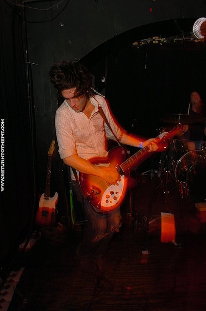 [read yellow on Mar 22, 2007 at Middle East (Cambridge, Ma)]