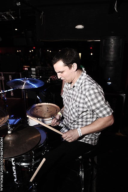 [reign supreme on Sep 19, 2009 at Club Lido (Revere, MA)]