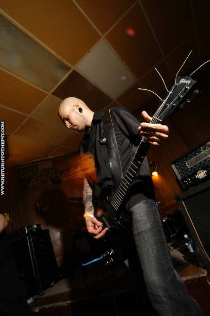 [rotten sound on May 24, 2005 at American Legion (Providence, RI)]