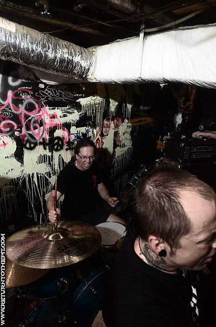 [see you in hell on Jun 17, 2011 at The Butcher Shoppe (Allston, MA)]