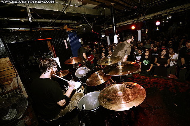 [seemless on Sep 12, 2009 at Lucky Dog (Worcester, MA)]