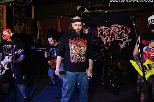 [sepsistic on Mar 19, 2022 at Ralph's (Worcester, MA)]
