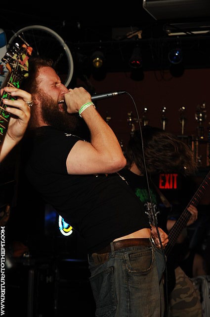[sexcrement on Nov 10, 2007 at The New Wave Cafe (New Bedford , MA)]