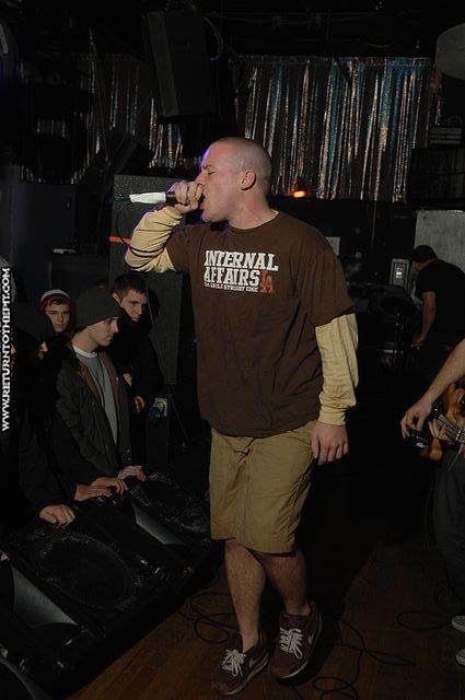 [shipwreck on Feb 21, 2007 at Roxy Underground (Boston. Ma)]