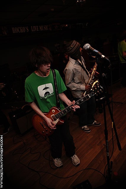 [silent distortion on Jan 17, 2009 at Rocko's (Manchester, NH)]