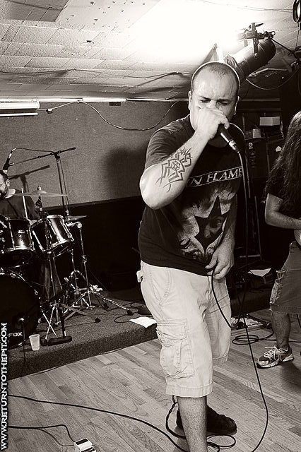 [smite the righteous on Jul 24, 2010 at Sammy's Patio (Revere, MA)]