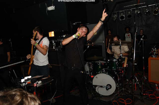 [these arms are snakes on Jul 17, 2003 at The Palladium (Worcester, MA)]