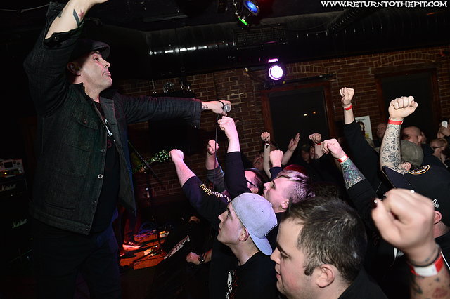 [street dogs on Dec 17, 2015 at Dover Brickhouse (Dover, NH)]