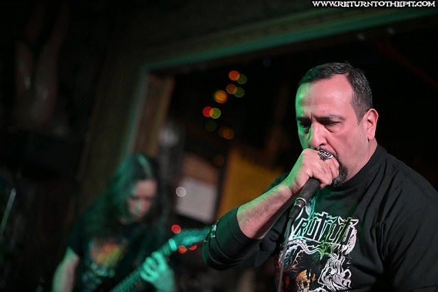 [summoning hate on Mar 9, 2019 at Ralph's (Worcester, MA)]