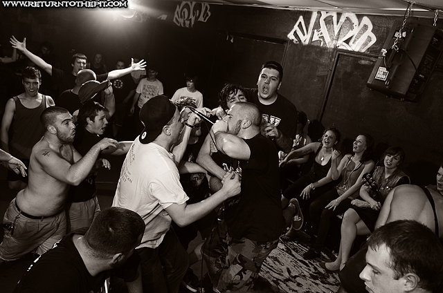 [the carrier on Jun 30, 2011 at Anchors Up (Haverhill, MA)]
