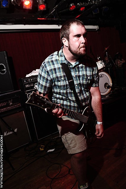[the carrier on Sep 20, 2009 at Club Lido (Revere, MA)]
