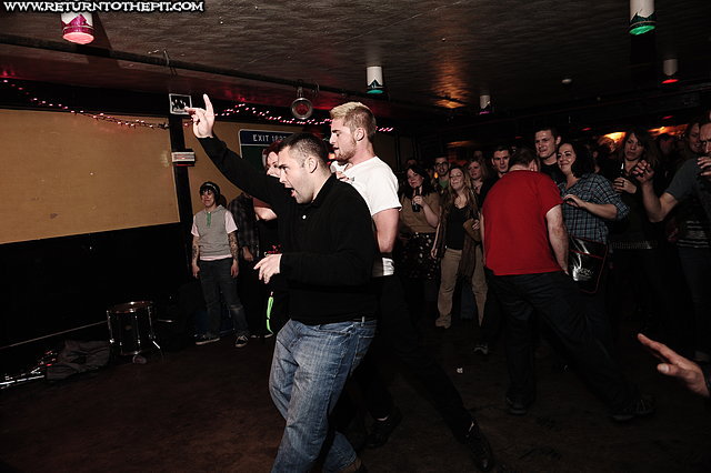 [the caught flies on Mar 16, 2012 at Catab Lounge (Cambridge, MA)]