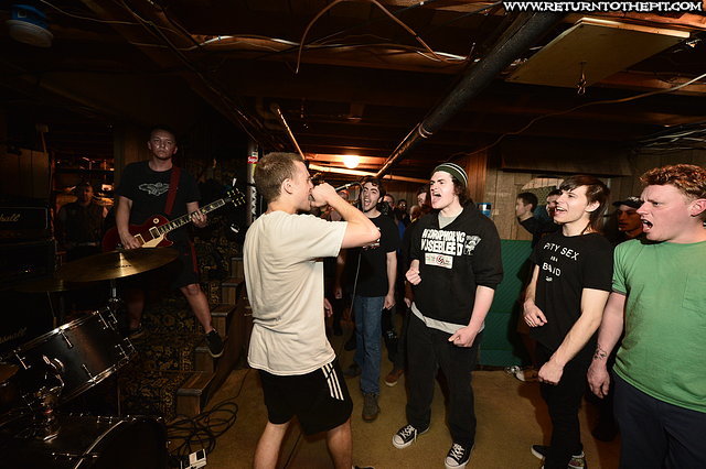 [the cryptics on Apr 14, 2016 at Tino's Basement (Dover, NH)]