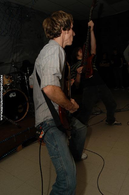 [the hostage heart on Jan 16, 2004 at The Underground (Dover, NH)]