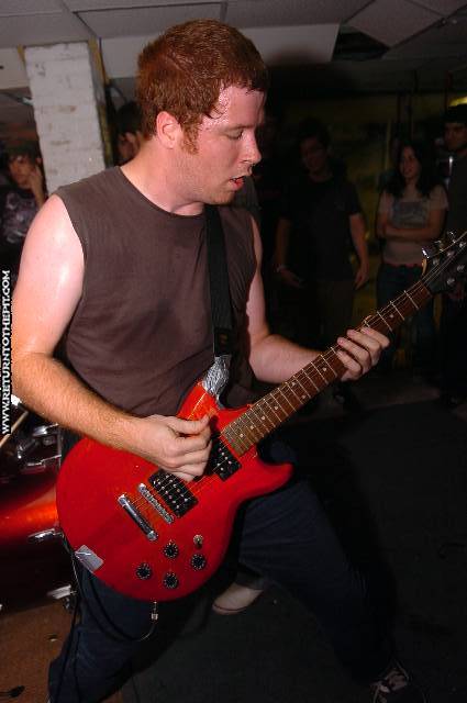 [the hound on Aug 27, 2005 at the Library (Allston, Ma)]