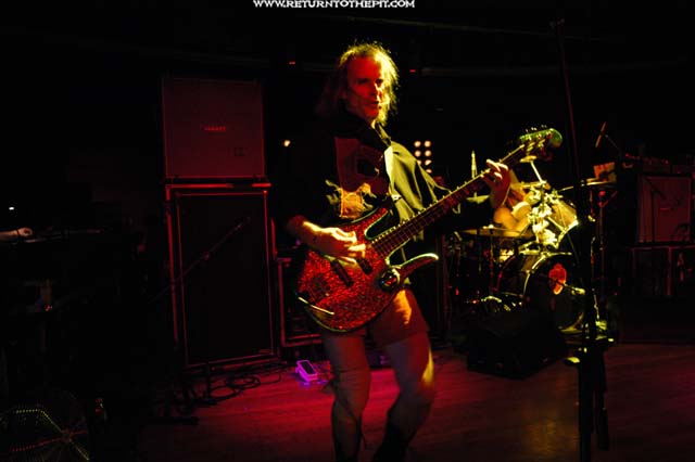 [the melvins on May 20, 2003 at the Roxy (Boston, Ma)]