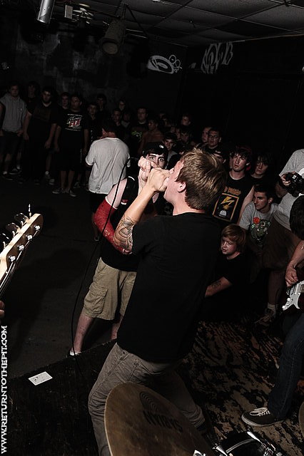 [the nasty on Aug 12, 2010 at Anchors Up (Haverhill, MA)]