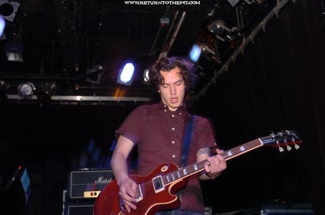 [these arms are snakes on Apr 26, 2005 at Axis (Boston, Ma)]