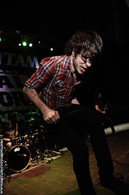 [this or the apocalypse on Apr 14, 2011 at the Palladium - Mainstage (Worcester, MA)]