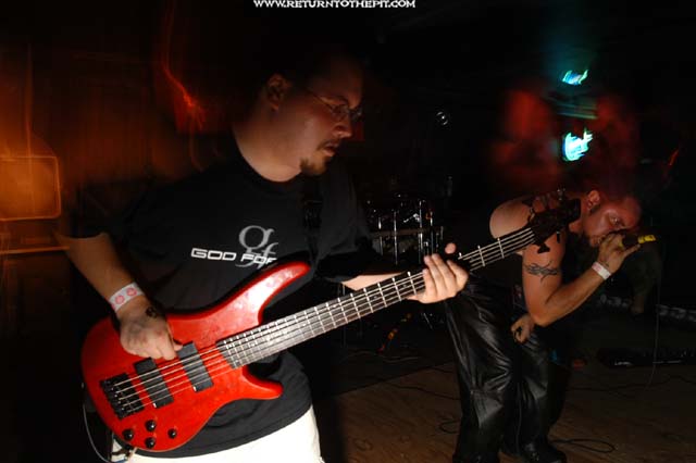 [thyk on Aug 22, 2003 at the Bombshelter (Manchester, NH)]
