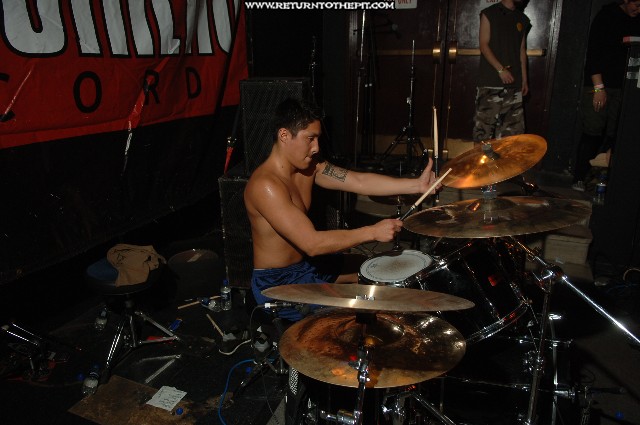 [torn asunder on Apr 30, 2006 at the Palladium - secondstage (Worcester, Ma)]