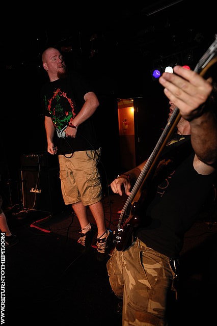 [under lying truth on Aug 15, 2009 at the Palladium - Secondstage (Worcester, MA)]