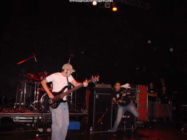 [unearth on Sep 15, 2002 at Skatefest First Stage The Palladium (Worcester, MA)]