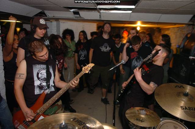 [unholy trinity on Apr 20, 2005 at the Library (Allston, Ma)]
