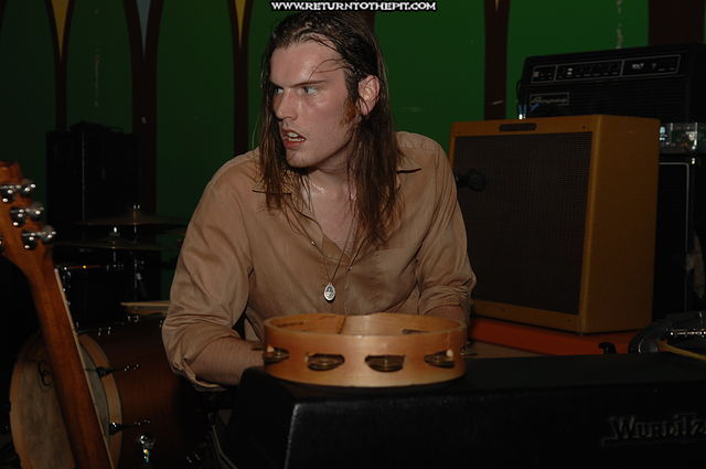 [wax on radio on Dec 28, 2006 at QVCC (Worcester, MA)]