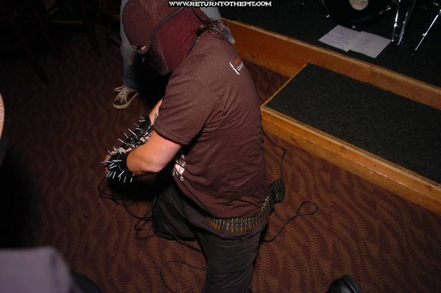 [whoremastery on Sep 16, 2005 at Dee Dee's Lounge (Quincy, Ma)]