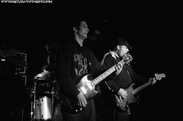 [wisdom in chains on Feb 5, 2008 at the Livingroom (Providence, RI)]