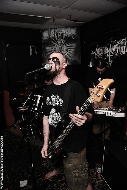 [witchtomb on Jun 19, 2010 at Anchors Up (Haverhill, MA)]